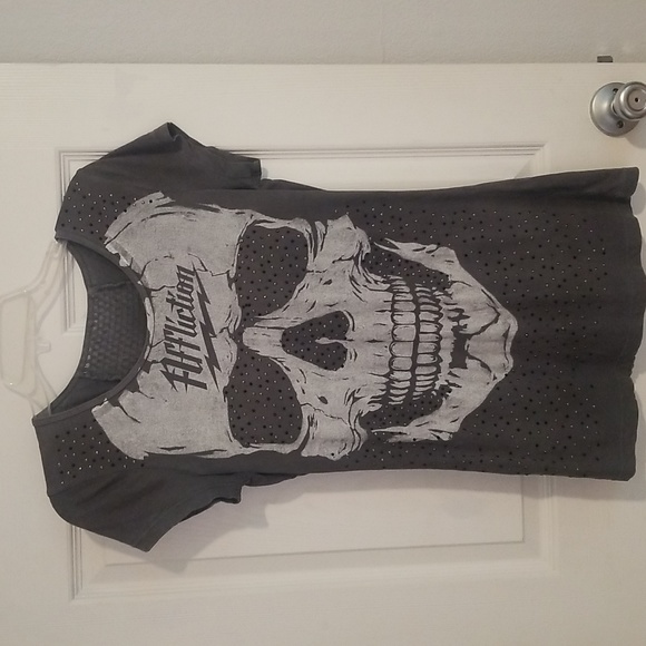 Affliction top - Picture 1 of 3
